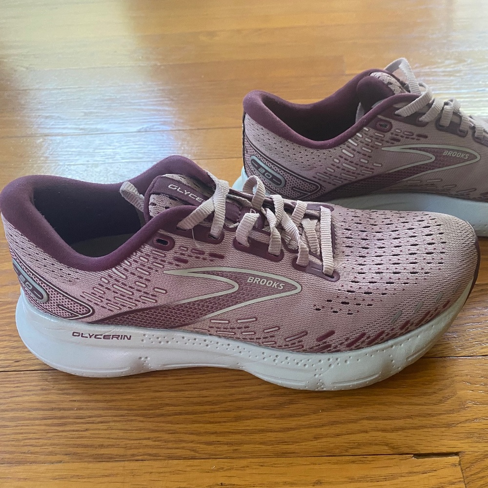 Brooks Running Shoes Sneakers size 8.5